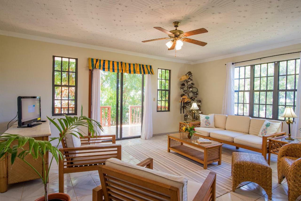 Bayview Vacation Apartments Spanish Town Exterior foto